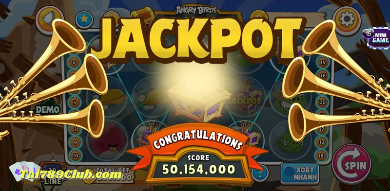 Jackpot là giải thưởng lớn nhất trong Angry Birds Slots 